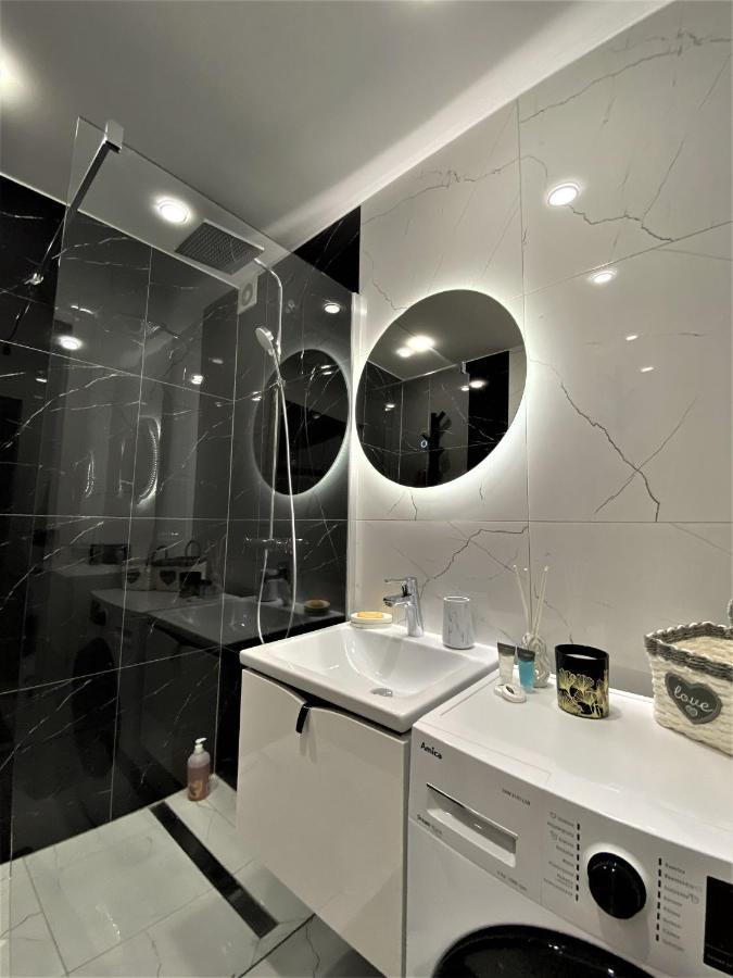 דירות סאנוק Apartament Zielona Nad Sanem מראה חיצוני תמונה